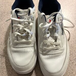 Reebok Men's White and Navy Sneakers